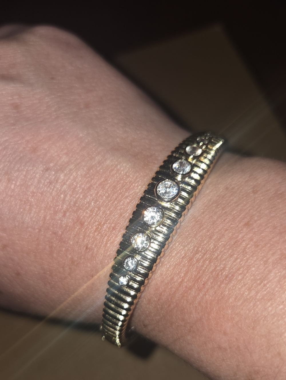 Gold Crystal Stretch Bracelet - Elegant Women's Jewelry